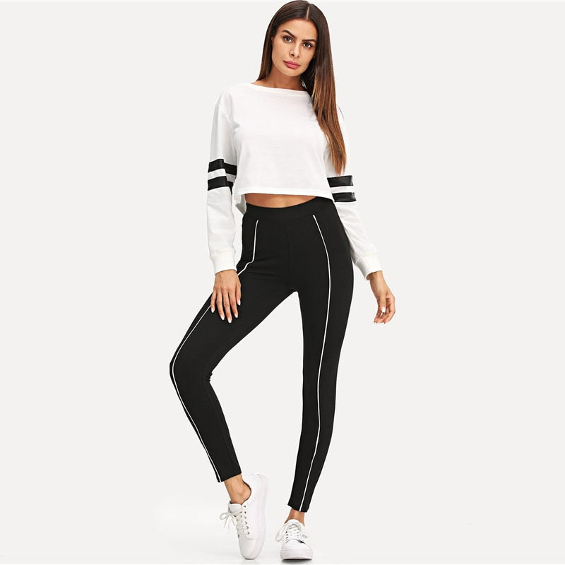 High-Waist Black Striped Capri Leggings